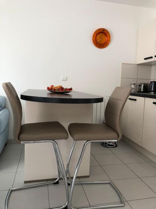 Appartement. La Coupole 2 Pieces Avec Vue Évian-les-Bains Extérieur photo